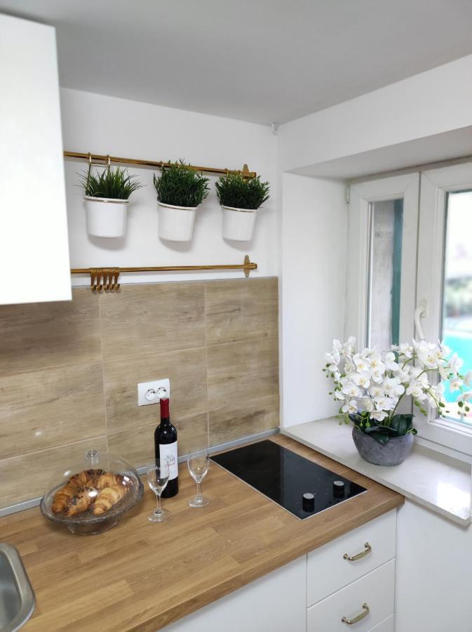 Apartament Stone House Lovric Kaštela Zewnętrze zdjęcie