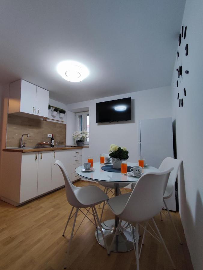 Apartament Stone House Lovric Kaštela Zewnętrze zdjęcie
