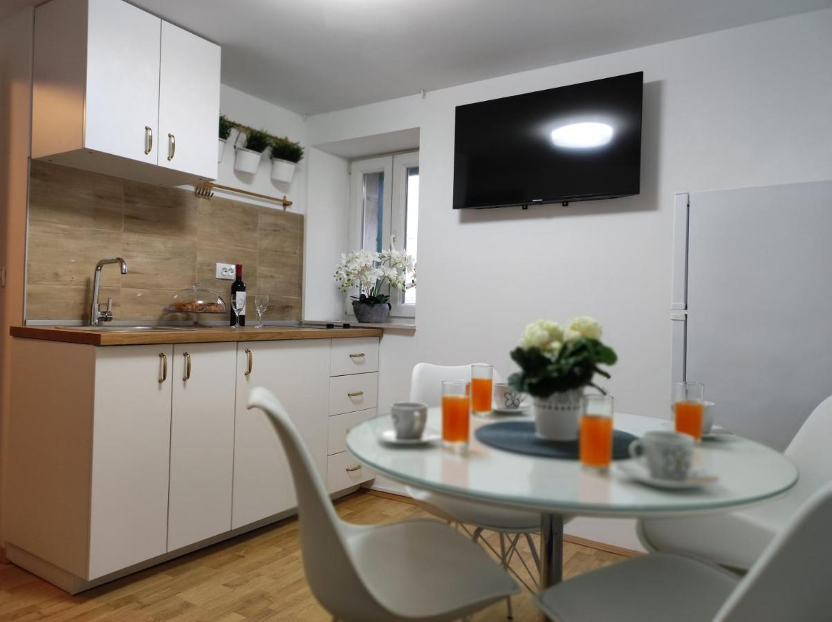 Apartament Stone House Lovric Kaštela Zewnętrze zdjęcie