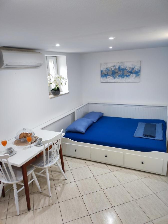 Apartament Stone House Lovric Kaštela Zewnętrze zdjęcie