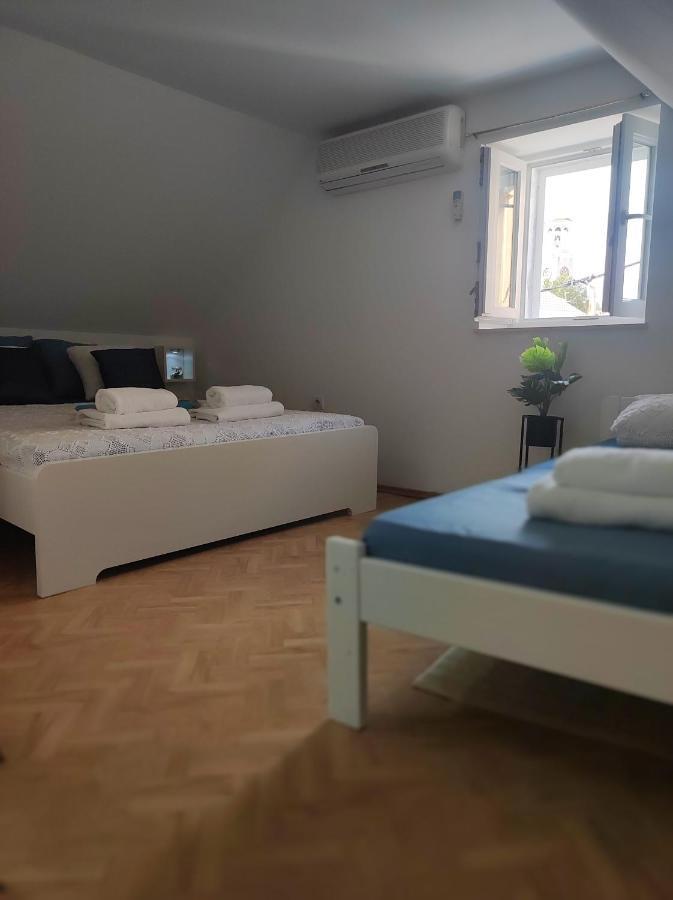 Apartament Stone House Lovric Kaštela Zewnętrze zdjęcie