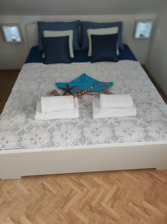 Apartament Stone House Lovric Kaštela Zewnętrze zdjęcie